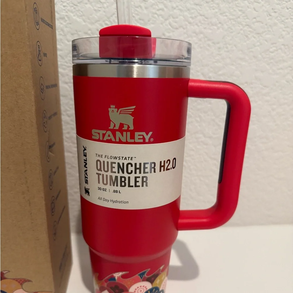 Stanley Red Dragon Lunar New Year 30oz Tumbler Water Cup Quencher H2.0 FlowState - Picture 3 of 11